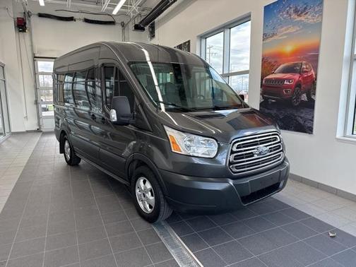 2017 Ford Transit-150 XLT