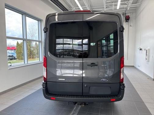 2017 Ford Transit-150 XLT