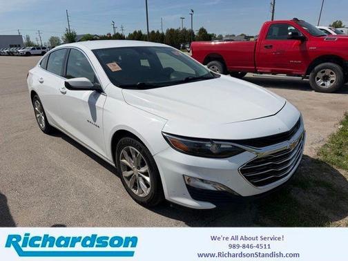 Summit White 2024 Chevrolet Malibu LT