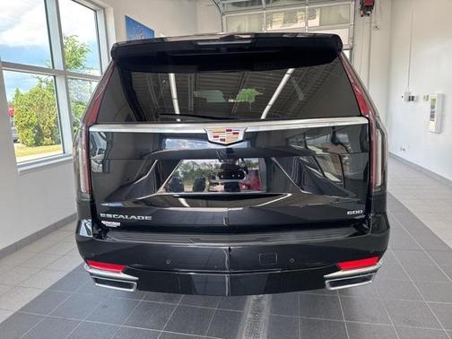 2022 Cadillac Escalade Premium Luxury Platinum