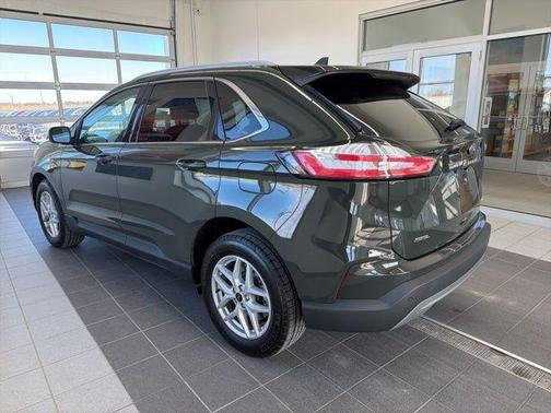 Green Metallic 2024 Ford Edge SEL