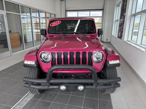2022 Jeep Wrangler Unlimited Sahara Altitude