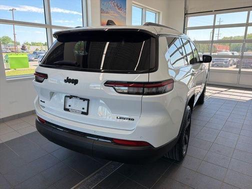Bright White Clearcoat 2025 Jeep Grand Cherokee L Limited