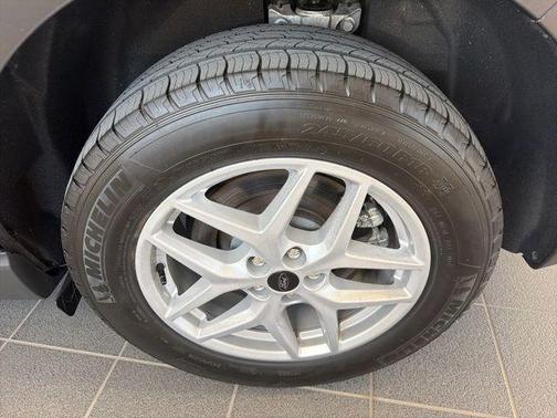 Black Metallic 2024 Ford Edge SEL