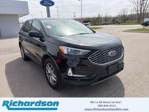 Black Metallic 2024 Ford Edge SEL