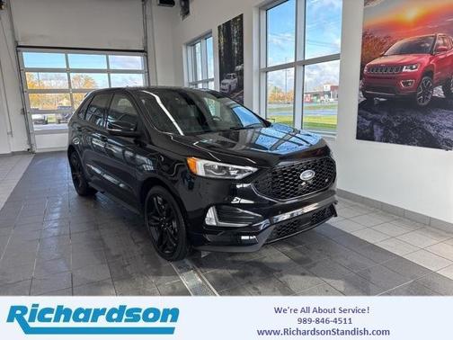 2022 Ford Edge ST