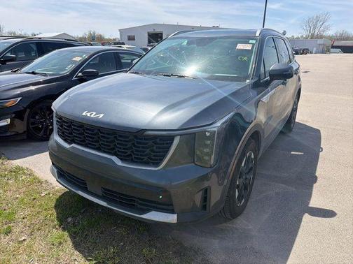 Gravity Gray 2024 Kia Sorento S