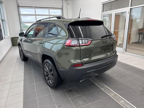 2021 Jeep Cherokee Latitude Lux