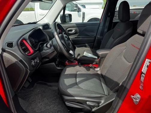2016 Jeep Renegade Trailhawk