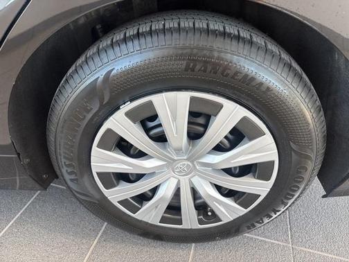 2021 Toyota Camry Hybrid LE