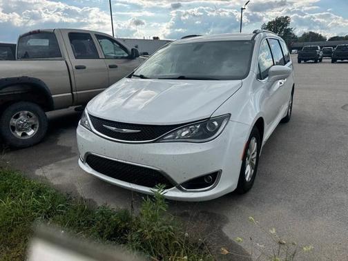 2018 Chrysler Pacifica Touring-L Plus