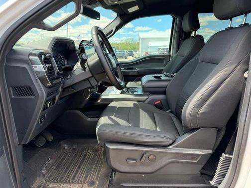 Oxford White 2023 Ford F-150 XLT