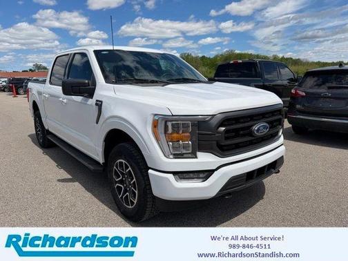 Oxford White 2023 Ford F-150 XLT