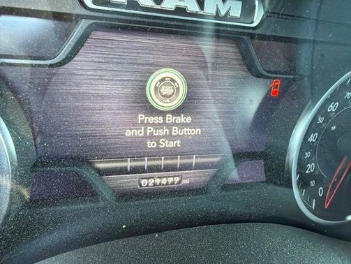 Bright White Clearcoat 2023 RAM 1500 Big Horn