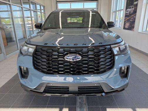 Vapor Blue Metallic 2026 Ford Explorer ST-Line