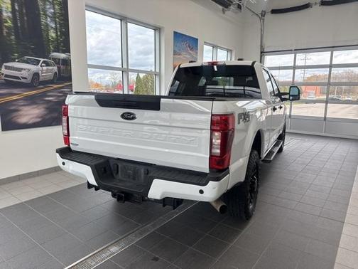 2022 Ford F-350 XLT