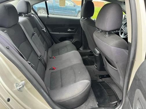 2015 Chevrolet Cruze 1LT