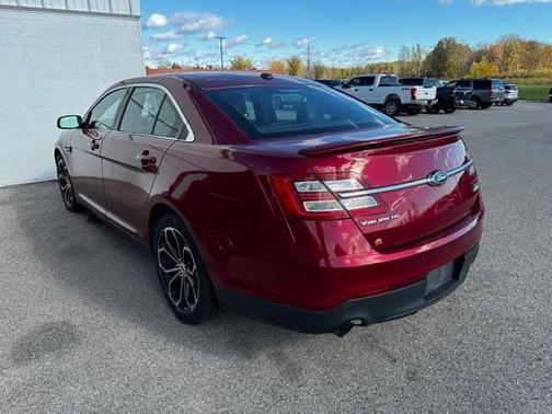 2017 Ford Taurus SHO