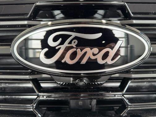 Glacier Gray Metallic 2026 Ford Expedition Platinum