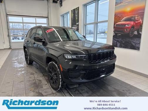 2024 Jeep Grand Cherokee Laredo