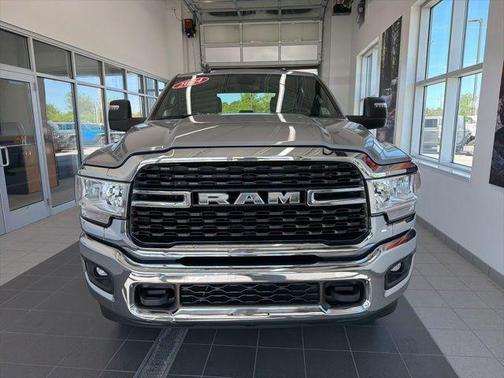 Billet Silver Metallic Clearcoat 2024 RAM 2500 Big Horn