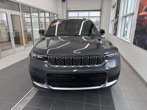 2022 Jeep Grand Cherokee L Summit