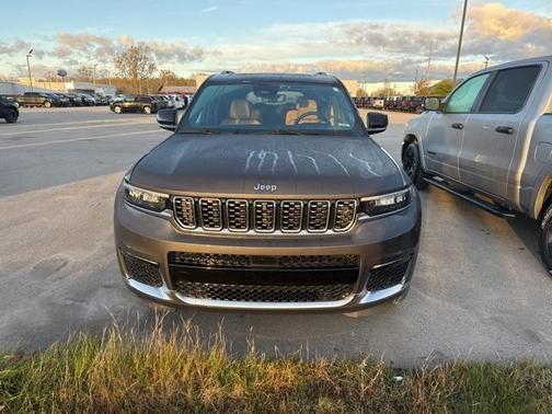 2022 Jeep Grand Cherokee L Summit