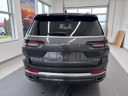 2022 Jeep Grand Cherokee L Summit