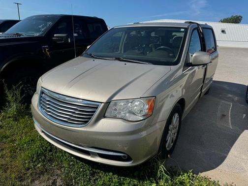 2013 Chrysler Town & Country Touring