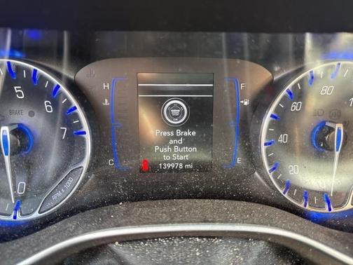 2020 Chrysler Voyager LXI