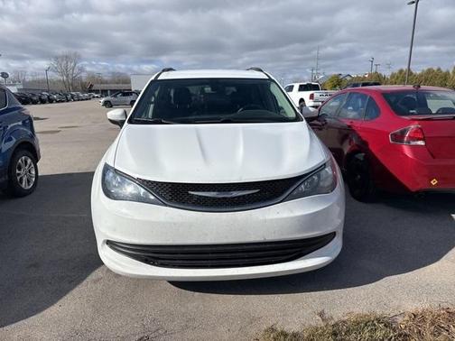 2020 Chrysler Voyager LXI