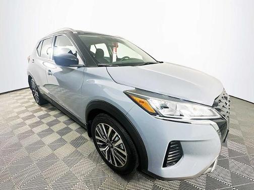 2022 Nissan Kicks SV