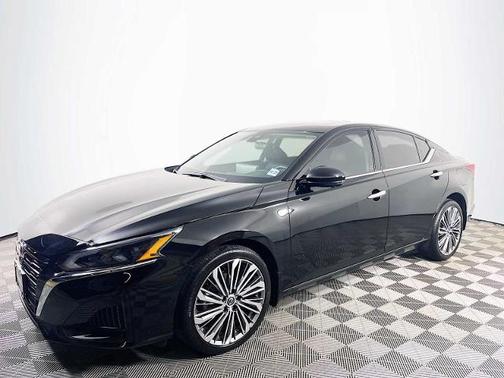 2023 Nissan Altima 2.5 SL