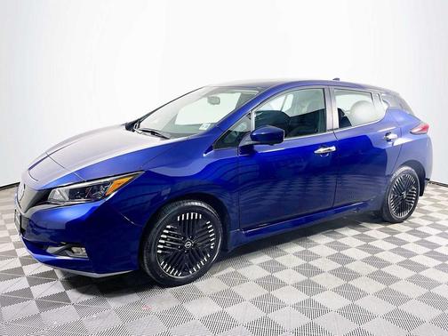 2025 Nissan Leaf SV PLUS