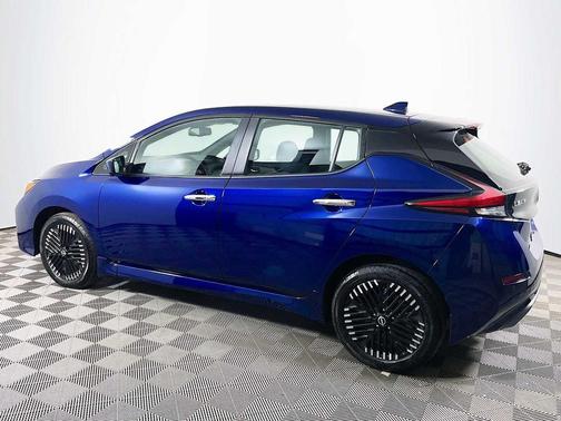 2025 Nissan Leaf SV PLUS