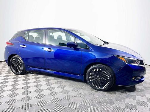 2025 Nissan Leaf SV PLUS