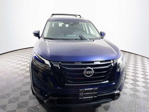 2023 Nissan Pathfinder SV