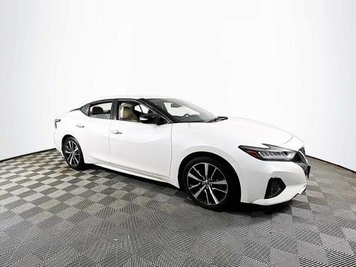 2021 Nissan Maxima SV