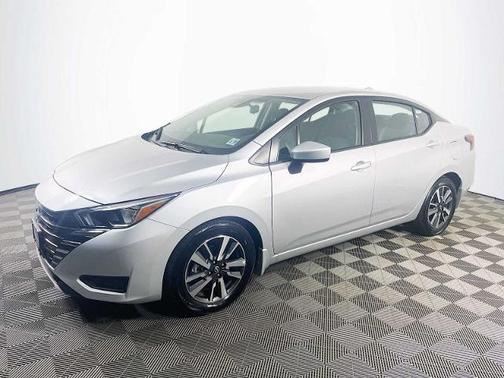 2024 Nissan Versa 1.6 SV