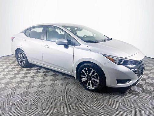 2024 Nissan Versa 1.6 SV