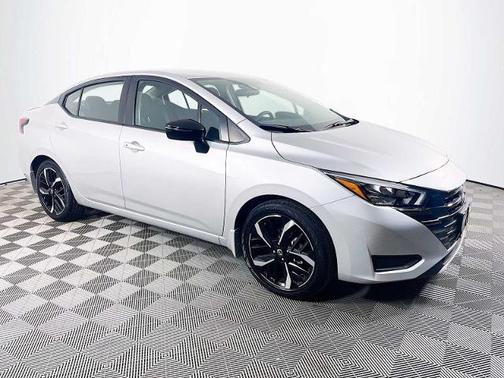 2024 Nissan Versa 1.6 SR