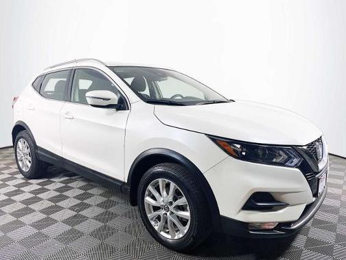 2021 Nissan Rogue Sport SV