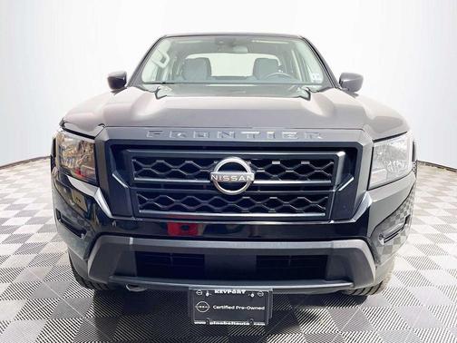 2024 Nissan Frontier S