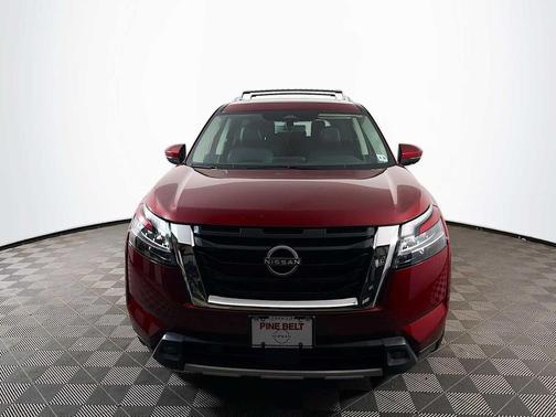 Scarlet Ember Tintcoat 2023 Nissan Pathfinder SL 4WD