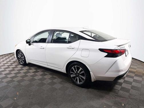 2024 Nissan Versa 1.6 SV