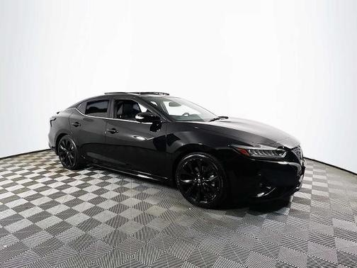 2022 Nissan Maxima SR