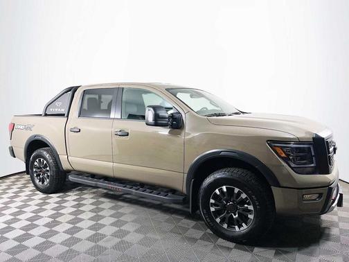 2024 Nissan Titan PRO-4X