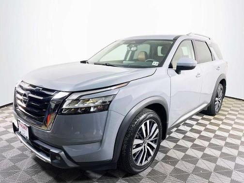 2022 Nissan Pathfinder Platinum