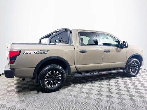2024 Nissan Titan PRO-4X