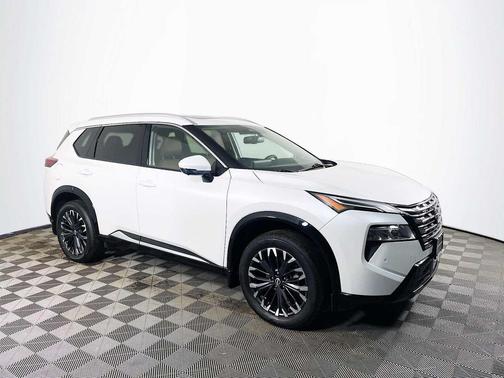 2024 Nissan Rogue Platinum